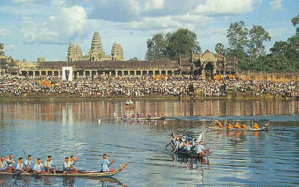 waterfest.jpg (72092 bytes)